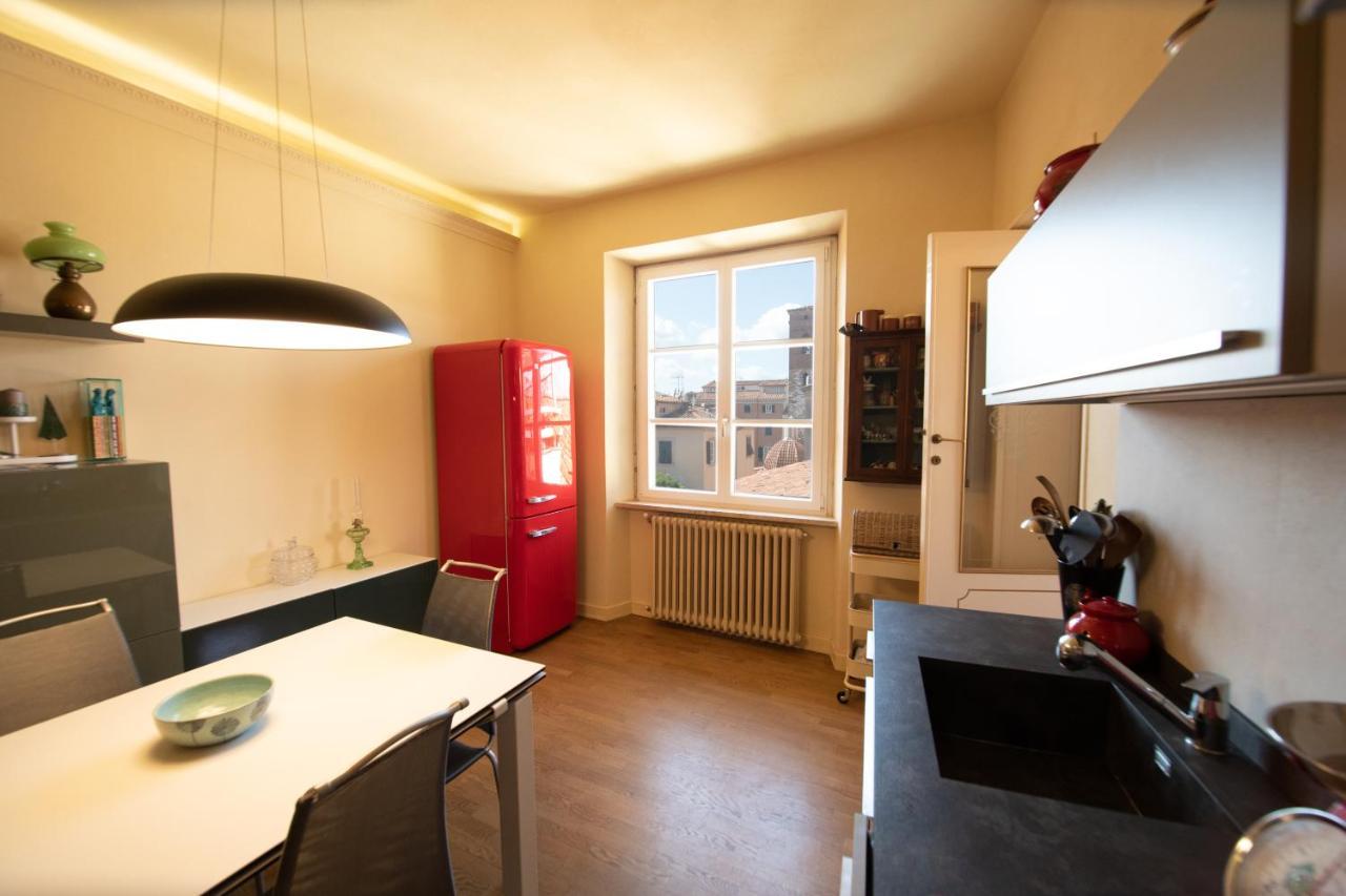 Apartmán Residenza Al Pavone Luxury With Terrace Lucca Exteriér fotografie