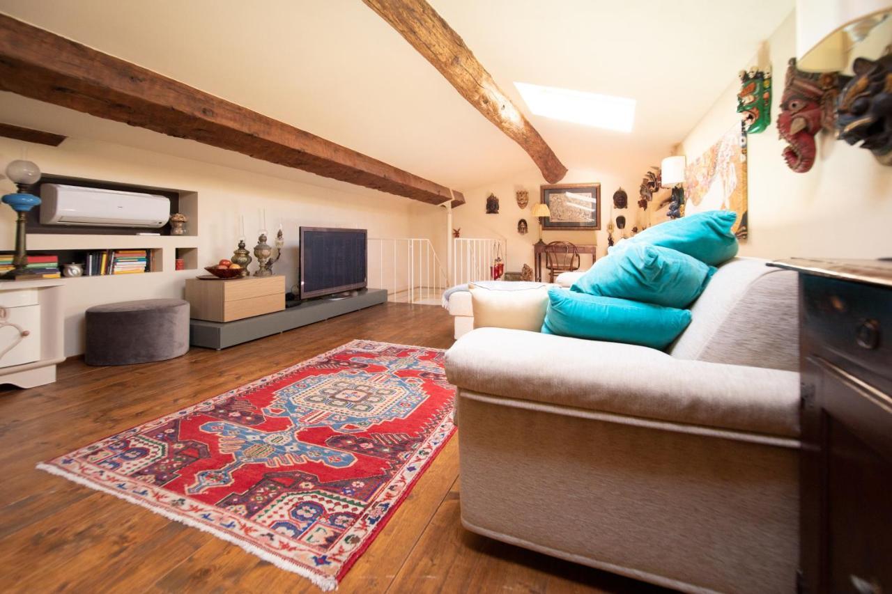 Apartmán Residenza Al Pavone Luxury With Terrace Lucca Exteriér fotografie