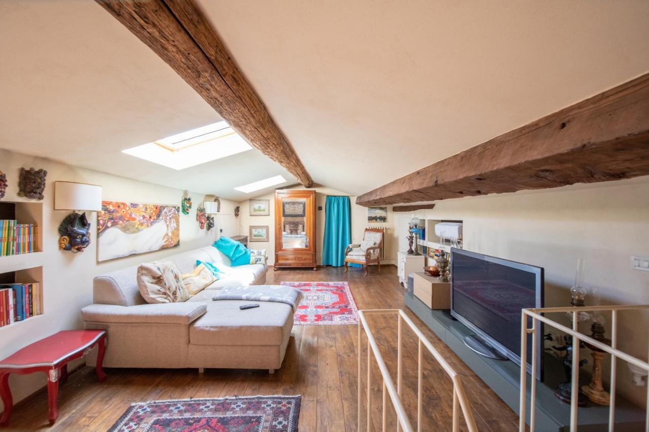 Apartmán Residenza Al Pavone Luxury With Terrace Lucca Exteriér fotografie